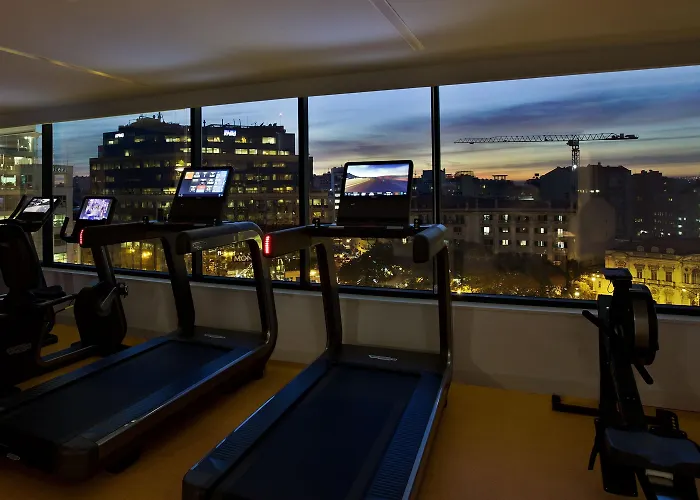 里斯本艾瓦卢森酒店 4*