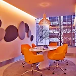 Evolution Hotel 4*