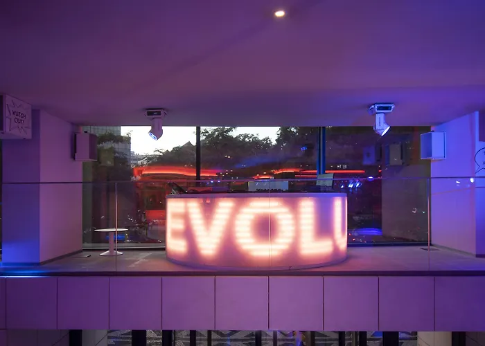 Evolution Hotel 4*
